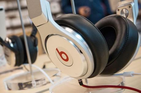 Apple Said To Be In Talks To Purchase Beats Headphones Company