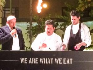 En el centro, Víctor Gutiérrez