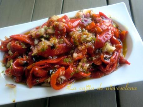 Pimientos aliñados