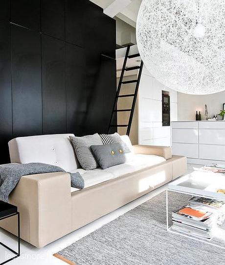 puro estilo nórdico moderno muebles de diseño librerias de obra grandes ventanales decoración en blanco casa de diseño blog decoración nórdica altos techos vigas blancas accesorios de diseño nórdico 