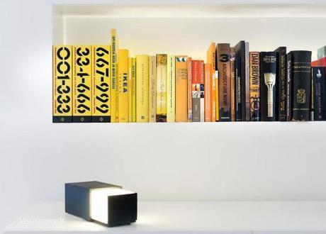 puro estilo nórdico moderno muebles de diseño librerias de obra grandes ventanales decoración en blanco casa de diseño blog decoración nórdica altos techos vigas blancas accesorios de diseño nórdico 