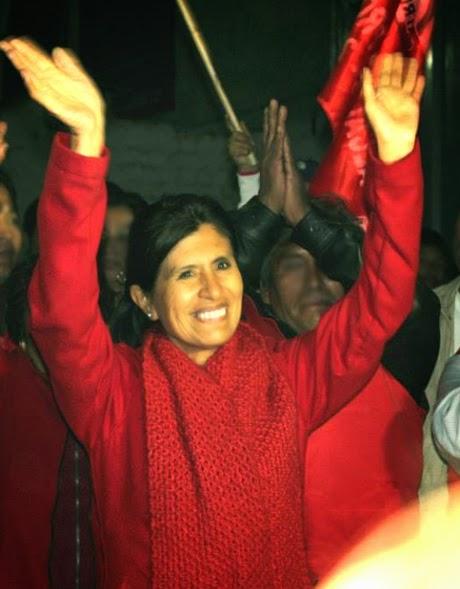 RESPONDEMOS CON OBRAS… Expresó candidata de “Patria Joven” a la alcaldía provincial de Cañete