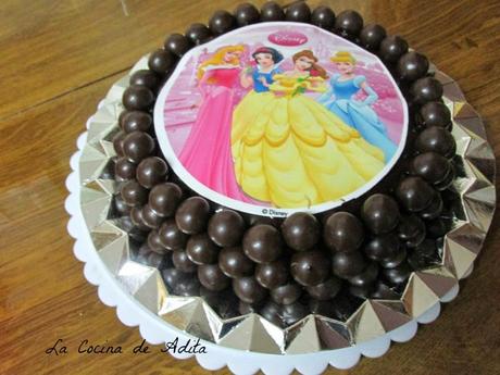 TARTA  DE  CHOCOLATE  PARA  LA  PRINCESA  ANA