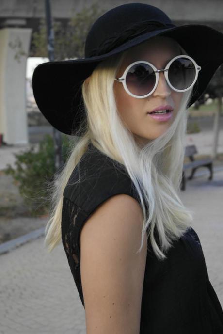 ESSENCE OF FALL ESSENCE OF FALL