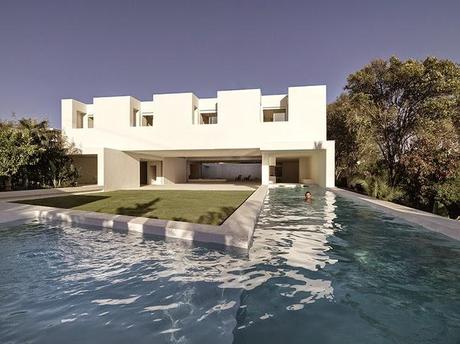 Casa Vanguardista en Marbella /  Contemporary Style House in Marbella