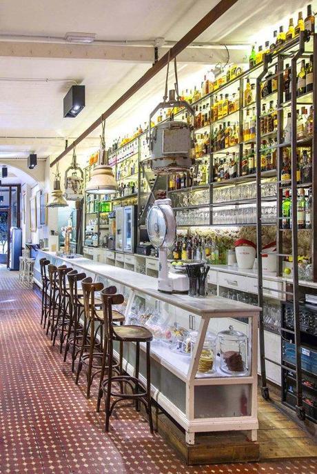 suelos hidráulicos restaurantes vintage españa a coruña estilo vintage retro rústico bares cafes decoración mesas restaurantes decoración exterior terrazas bares decoración exterior restaurantes decoración de cafeterías bares decoración de bares y restaurantes blog decoración y diseño de interiores 