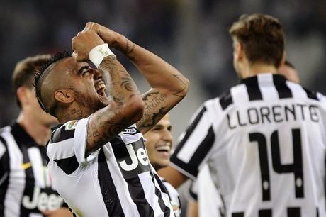 Un doblete de Vidal lanza a la Juve