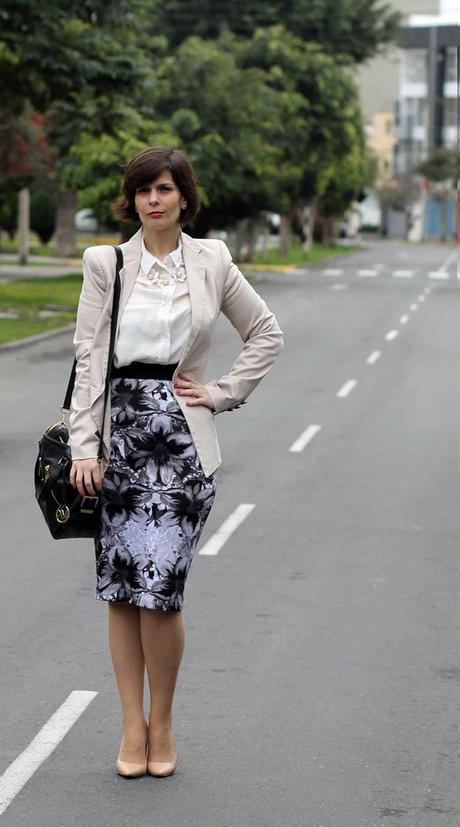 Mis Looks - La falda lápiz de flores