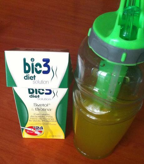 Al tener que disolverlo en agua te obligas a beber Probando, probando: Bie3 Diet Solution