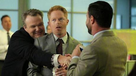 Modern Family: 6x01. La larga luna de miel