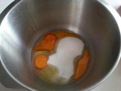 NURIA´S CHEESECAKE: BIZCOCHO DE QUESO