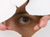 Soñar esconderse esconder algo. Interpretando sueño