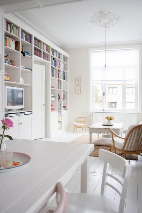 Papel de flores y colores delicados. Combinaciones equilibradas nada cursis