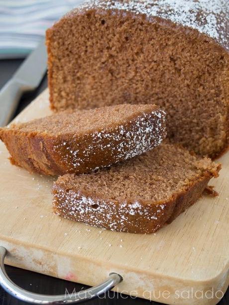 Bizcocho de natillas y chocolate en panificadora