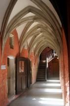 INTERIOR CASTILLO EPISCOPAL. KURESSAARE. ESTONIA