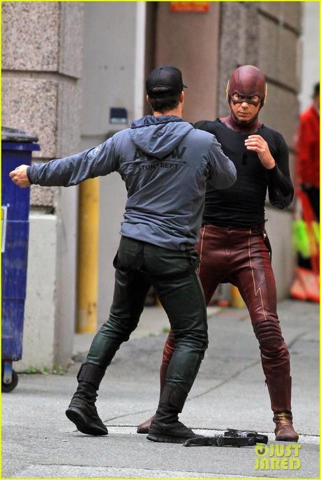 Primeras Imágenes Del Crossover Entre Arrow Y The Flash Primeras Imágenes Del Crossover Entre Arrow Y The Flash