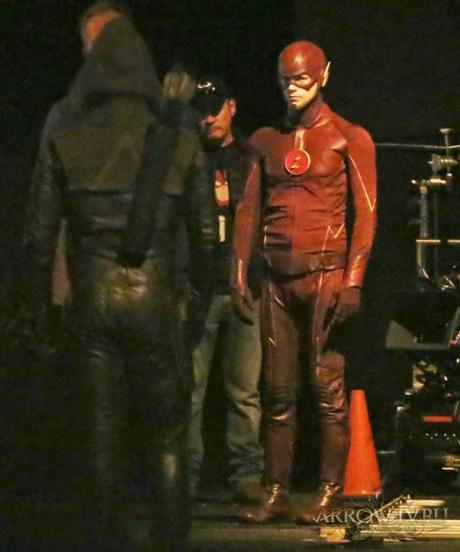 Primeras Imágenes Del Crossover Entre Arrow Y The Flash Primeras Imágenes Del Crossover Entre Arrow Y The Flash
