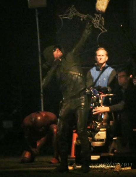 Primeras Imágenes Del Crossover Entre Arrow Y The Flash Primeras Imágenes Del Crossover Entre Arrow Y The Flash