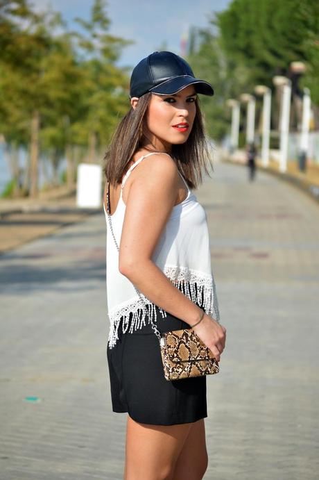 Outfit | Fringed top