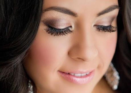 MAQUILLAJE PARA CARAS GORDITAS