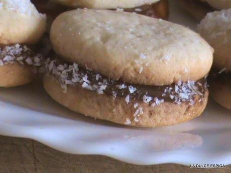 ALFAJORES ARGENTINOS CON DULCE DE LECHE. DISEÑOS POR EL MUNDO. ¡ ARGENTINA!