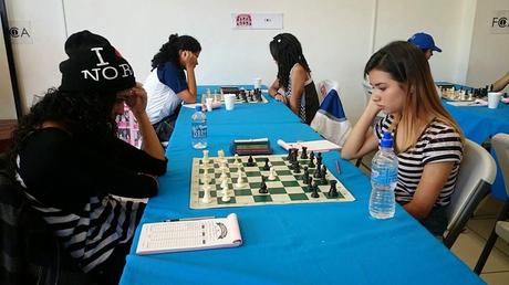 Tras 8 rondas: Lisseth y María abrazadas en la cima del absoluto