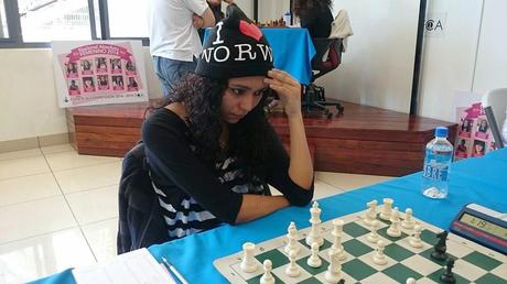 Tras 8 rondas: Lisseth y María abrazadas en la cima del absoluto