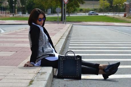 Look: Beisbolera + jeans + Oxford