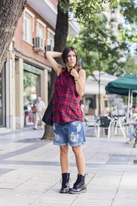 street style barbara crespo punk style C&A shirt plaid doc martens boots fashion blogger outfit blog de moda
