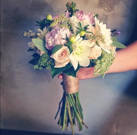 Demos la bienvenida a unas nuevas colaboradoras en el blog, Art Floral