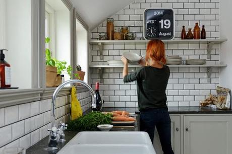 soluciones almacenaje cocina decoración nórdica escandinava decoración nórdica decoración estudio en buhardilla decoración en gris y blanco decoración cocinas modernas gris decoración aticos duplex nordicos blog decoracion interiores 