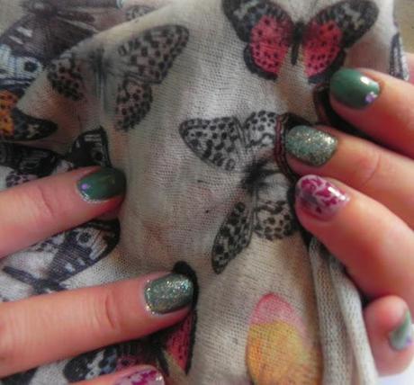 Mariposas de otoño (Look, manicura y outifit)