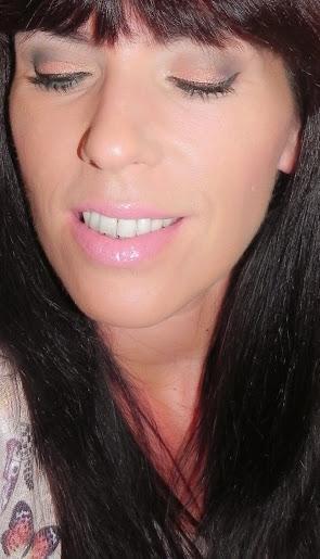 Mariposas de otoño (Look, manicura y outifit)