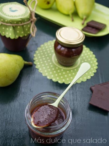 Mermelada de pera y chocolate negro