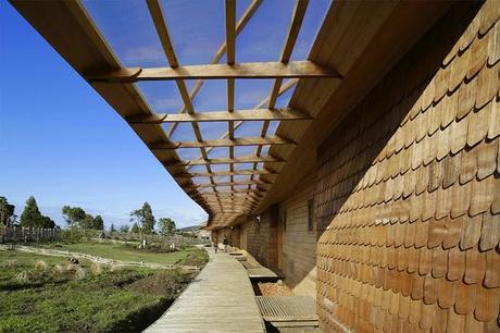 Hotel Rustico y Moderno en Chiloe  /  Rustic and Modern Hotel in Chiloe