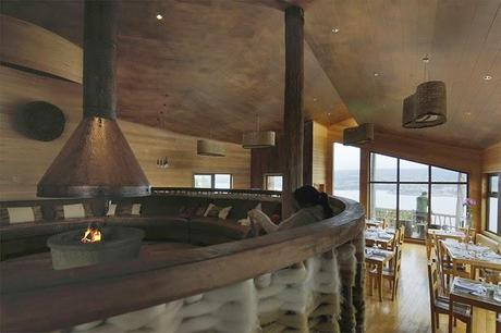 Hotel Rustico y Moderno en Chiloe  /  Rustic and Modern Hotel in Chiloe