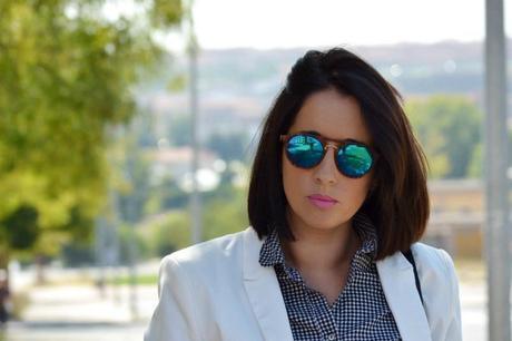 Look: Blazer + short + mocasines