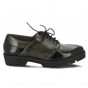 Mocasines o bluchers con cordones de la nueva colección de Wonders