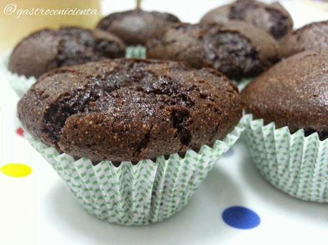 Magdalenas Veganas de Espelta Integral y Algarroba