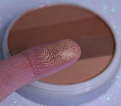 MegaGLO Starlight Bronze Powder Illuminating Powder de Wet N Wild