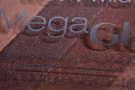 MegaGLO Starlight Bronze Powder Illuminating Powder de Wet N Wild