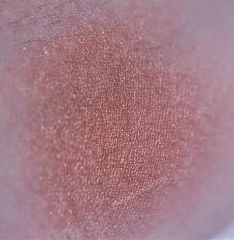 MegaGLO Starlight Bronze Powder Illuminating Powder de Wet N Wild