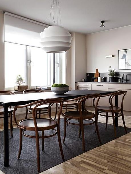 Estilo escandinavo ¿en negro? minimalismo negro interiores lujosos elegantes estilo nórdico escandinavo en negro Estilo escandinavo en negro decoración nórdica en negro decoración dramática colores oscuros blog interiores nórdicos blog decoración nórdica