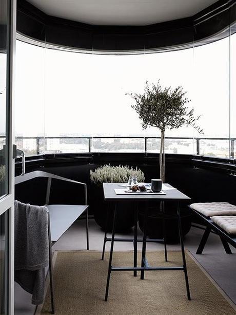 Estilo escandinavo ¿en negro? minimalismo negro interiores lujosos elegantes estilo nórdico escandinavo en negro Estilo escandinavo en negro decoración nórdica en negro decoración dramática colores oscuros blog interiores nórdicos blog decoración nórdica