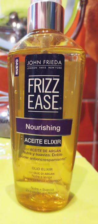 Probando, probando: Elixir mágico para el pelo Frizz Ease de John Frieda