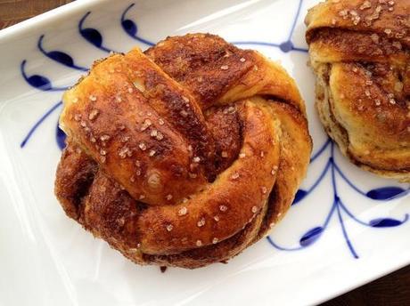 rollos de canela caseros postres noruegos recetas postres nórdicos postres delikatissen postres con canela fáciles postres con canela Kanelsnurrer   nudos de canela hacer rollos de canela en casa 