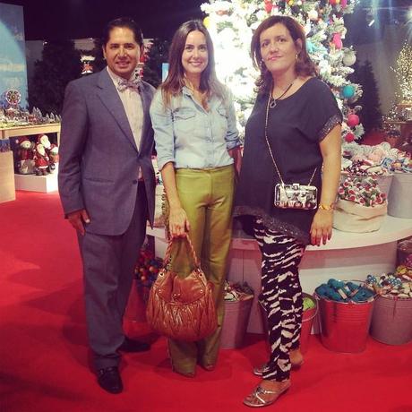 El Equipo del #Aloastyle con la encantadora y gran profesional @MagaliYus de Com. De Moda y Lujo de @ElCorteIngles Adelanto de las Navidades a todo lujo y con unos precios Fantásticos !! #lifestyle #eventos #lookandfashion #shopping #jj #ootd #Christma...