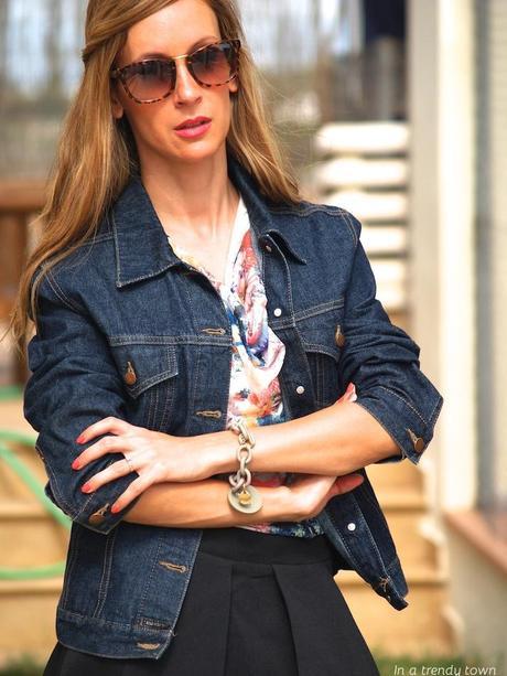 Outfit skater skirt In a Trendy Town blog