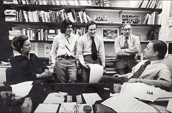 Katharine Graham, Carl Bernstein, Bob Woodward, Howard Simons y Benjamin Bradlee