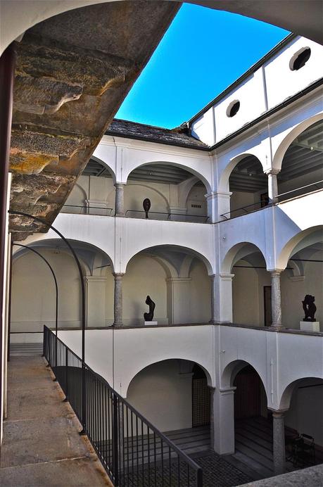 Pinacoteca Casa Rusca